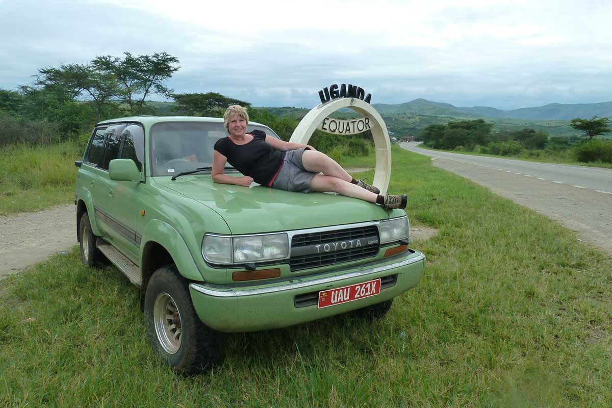 Tourist on Toyota Land Cruiser-VX, 4x4 Automatic transmission, 5 Seater