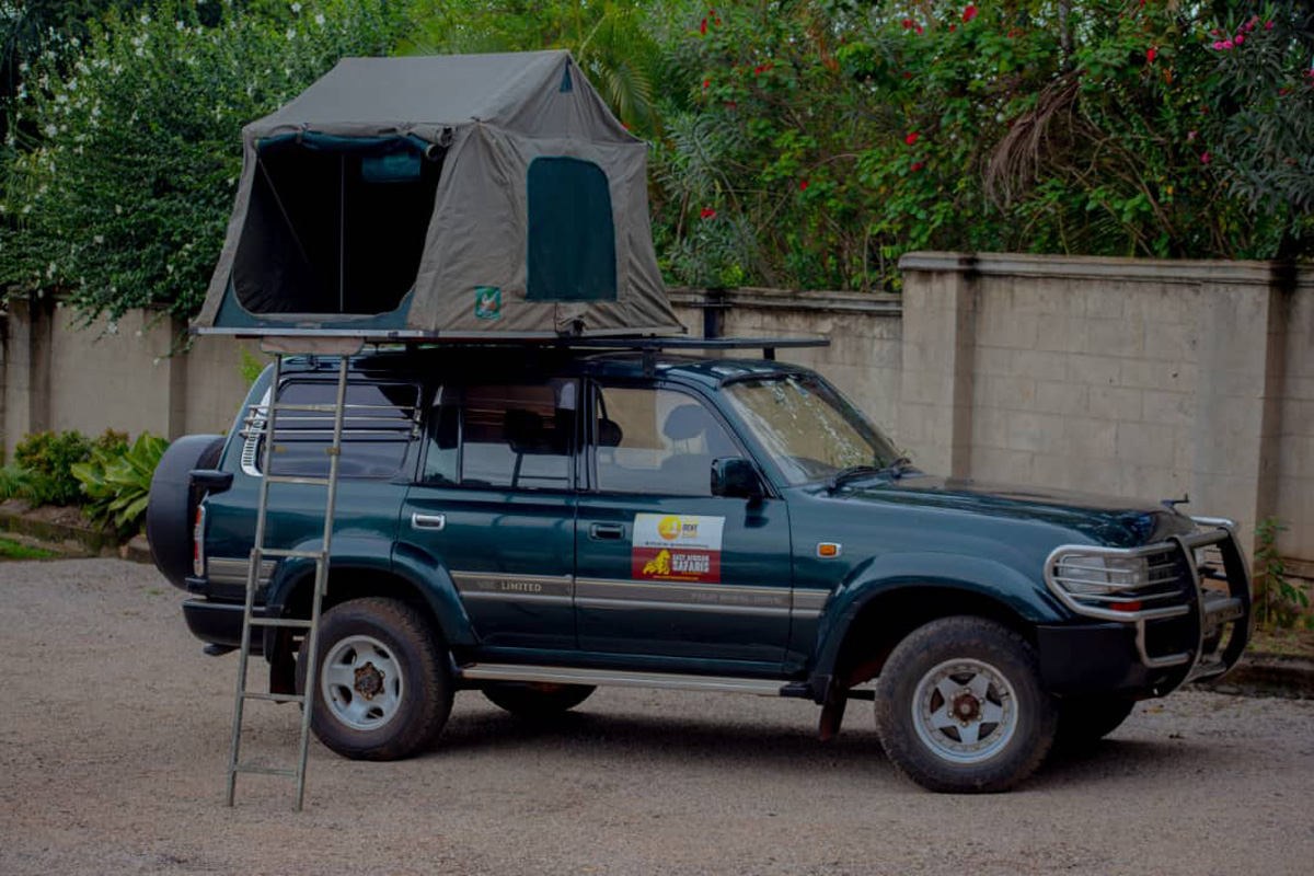 Land Cruiser-VX Single Rooftop Tent, 5 seater, Automatic Transmission