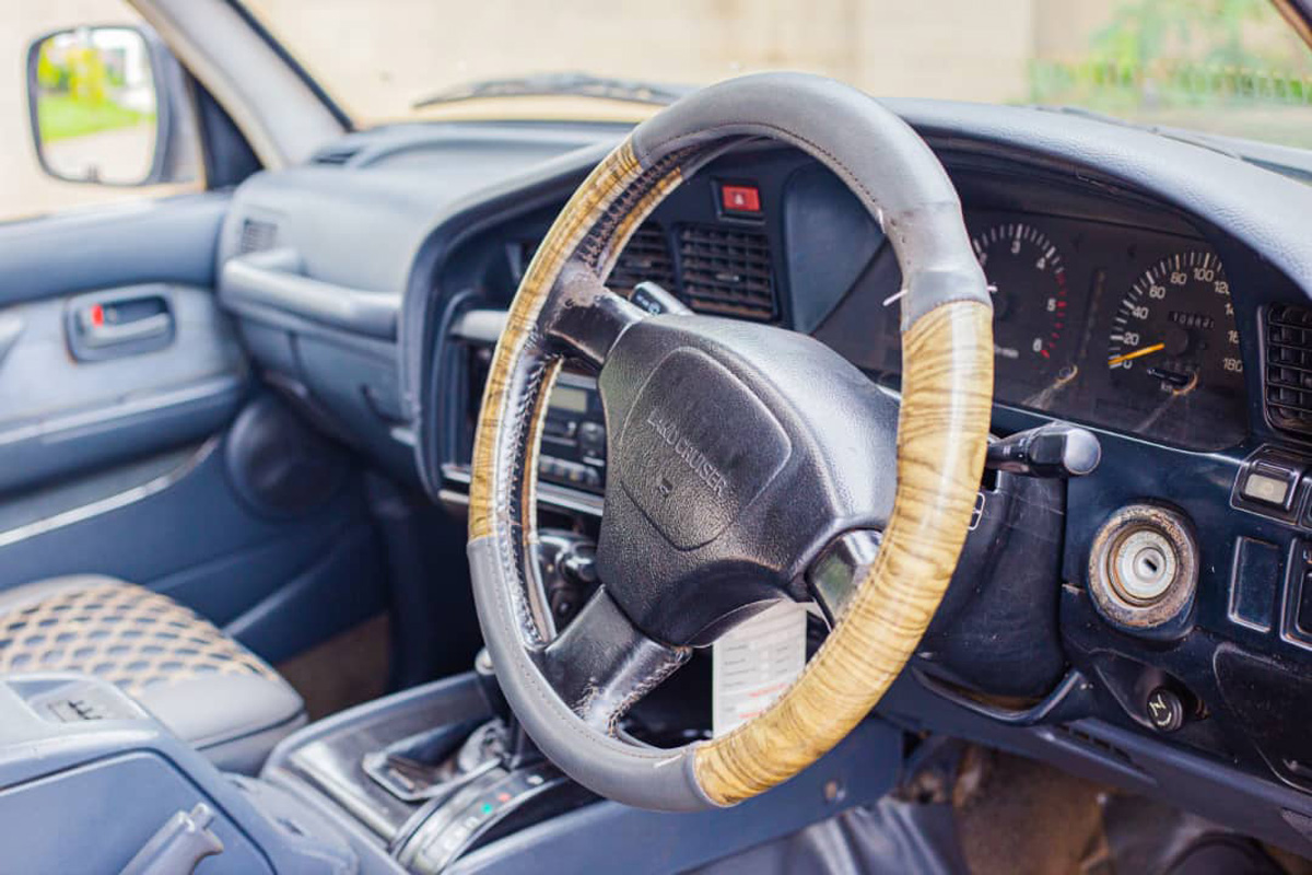 Land Cruiser-VX Single Rooftop Tent, 5 seater, Automatic Transmission