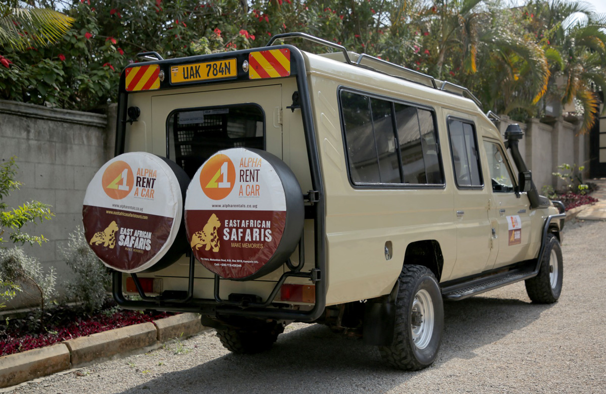 Land Cruiser Hard Top 8-Pax Stretch Extended Safari Landcruiser, 8 Seater, Manual Transmission