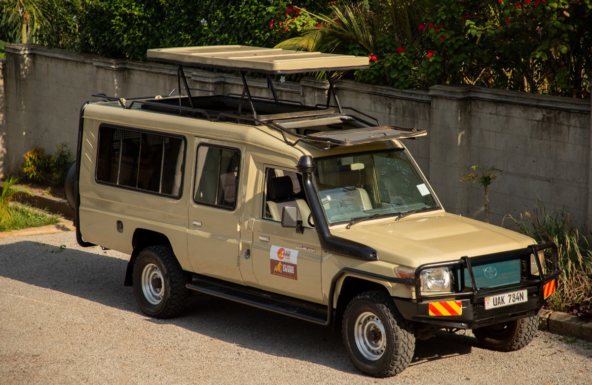Land Cruiser Hard Top 8-Pax Stretch Extended Safari Landcruiser, 8 Seater, Manual Transmission